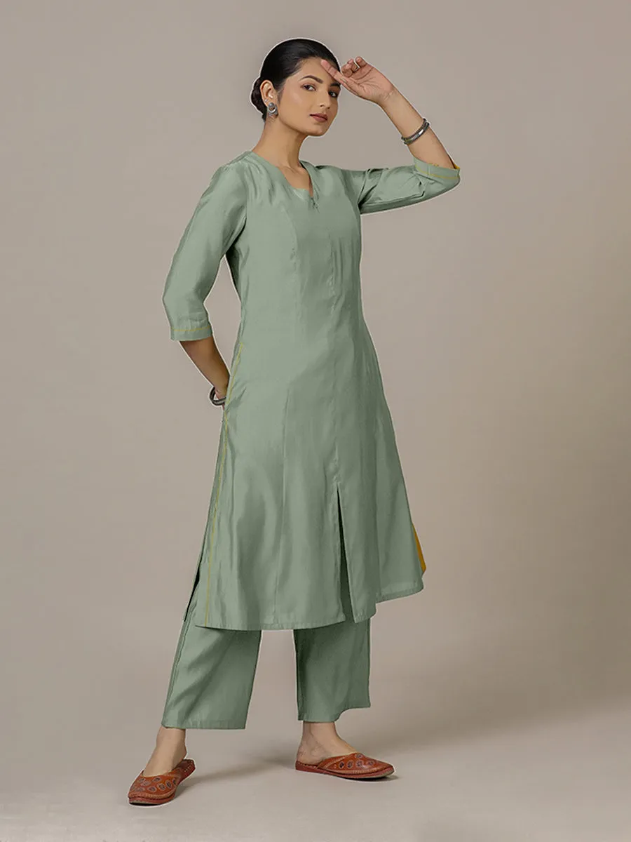 Mahek x Rozaana | A Line Kurta in Mint Green with Thread Work | Coords or Only Kurta