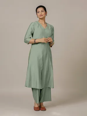 Mahek x Rozaana | A Line Kurta in Mint Green with Thread Work | Coords or Only Kurta