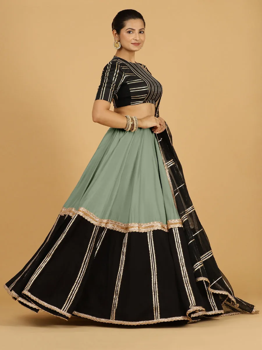 Mastani x Tyohaar | Mint Green Panelled Lehenga Skirt